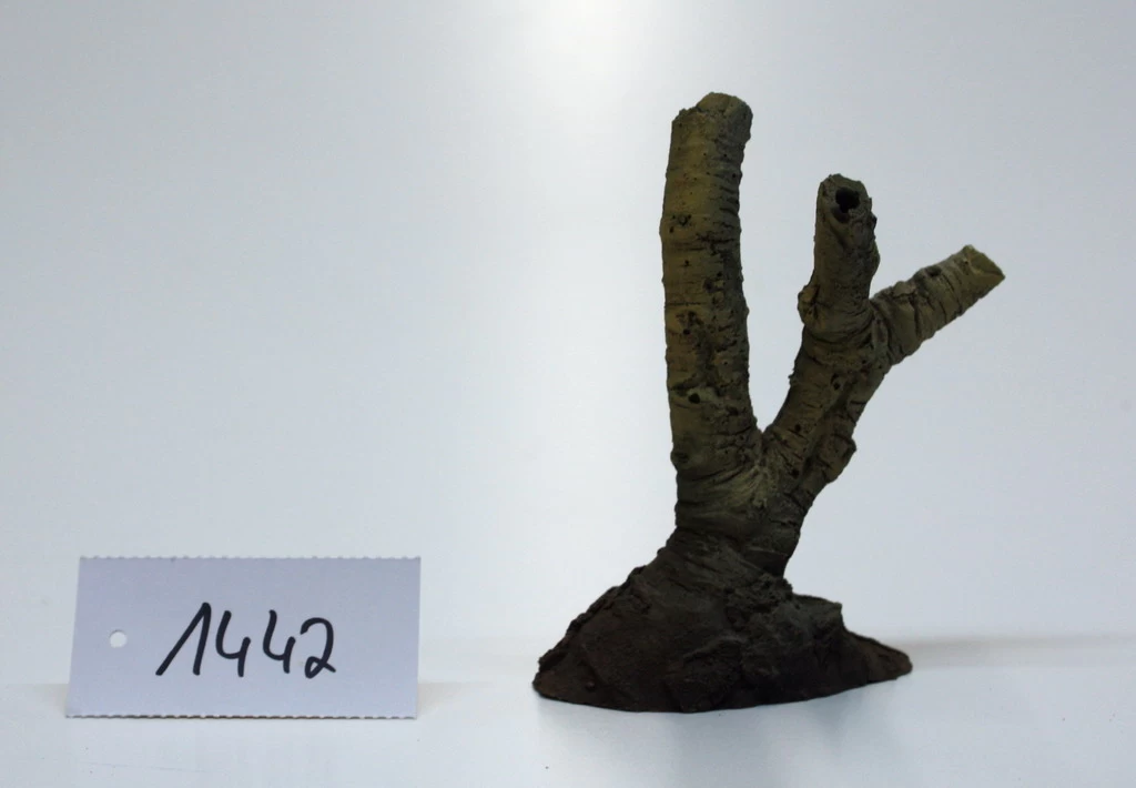 Baum2 - Höhe 10,5 Cm, Aquarium-Dekoration Aus Mineralguss 2 Baum2 - Höhe 10,5 Cm, Aquarium-Dekoration Aus Mineralguss – Bild 2